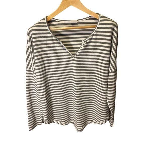 SIMPLE Suzanne Betro Dark Gray White Horizontal Stripe Round Hem V Neck Top - Picture 1 of 9